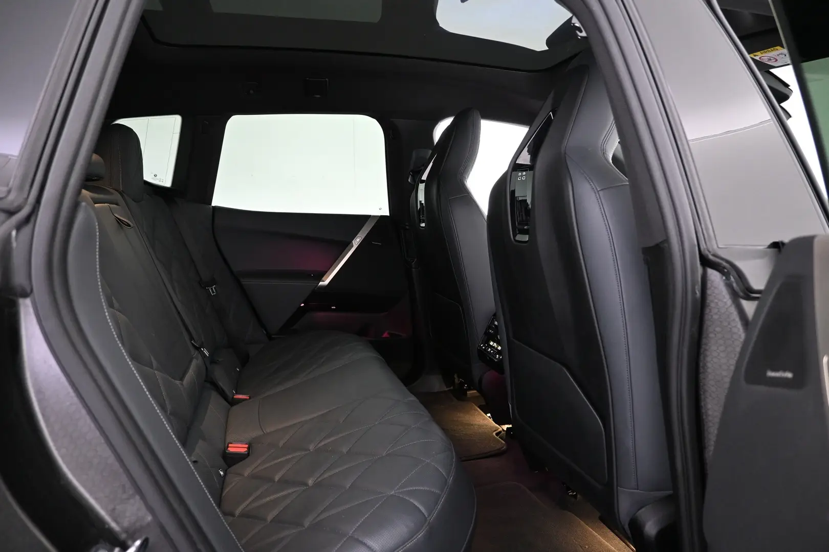 Car Image - 6yUh27omKWh4FlY7Bf6gD6