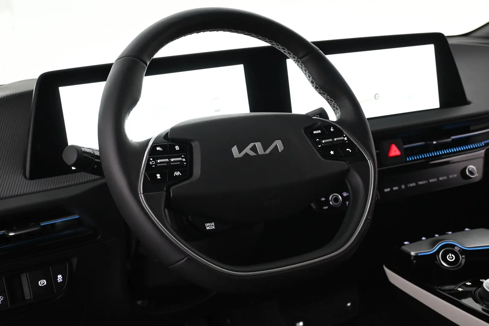 Car Image - 1MIKZOiPpbwBlA2MkQWFlk