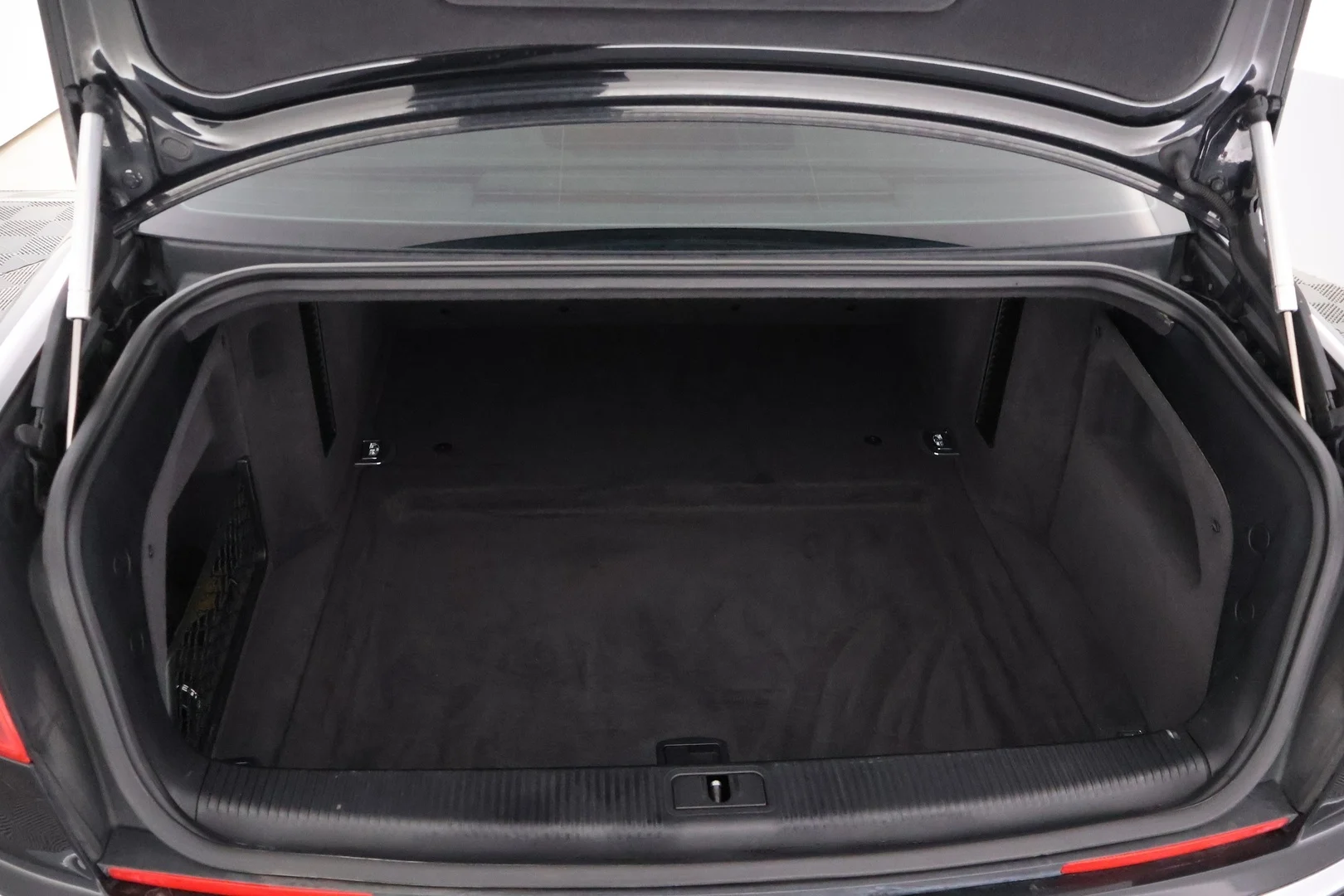 Car Image - 5IplK6uutq3ZDdfulUsmQE