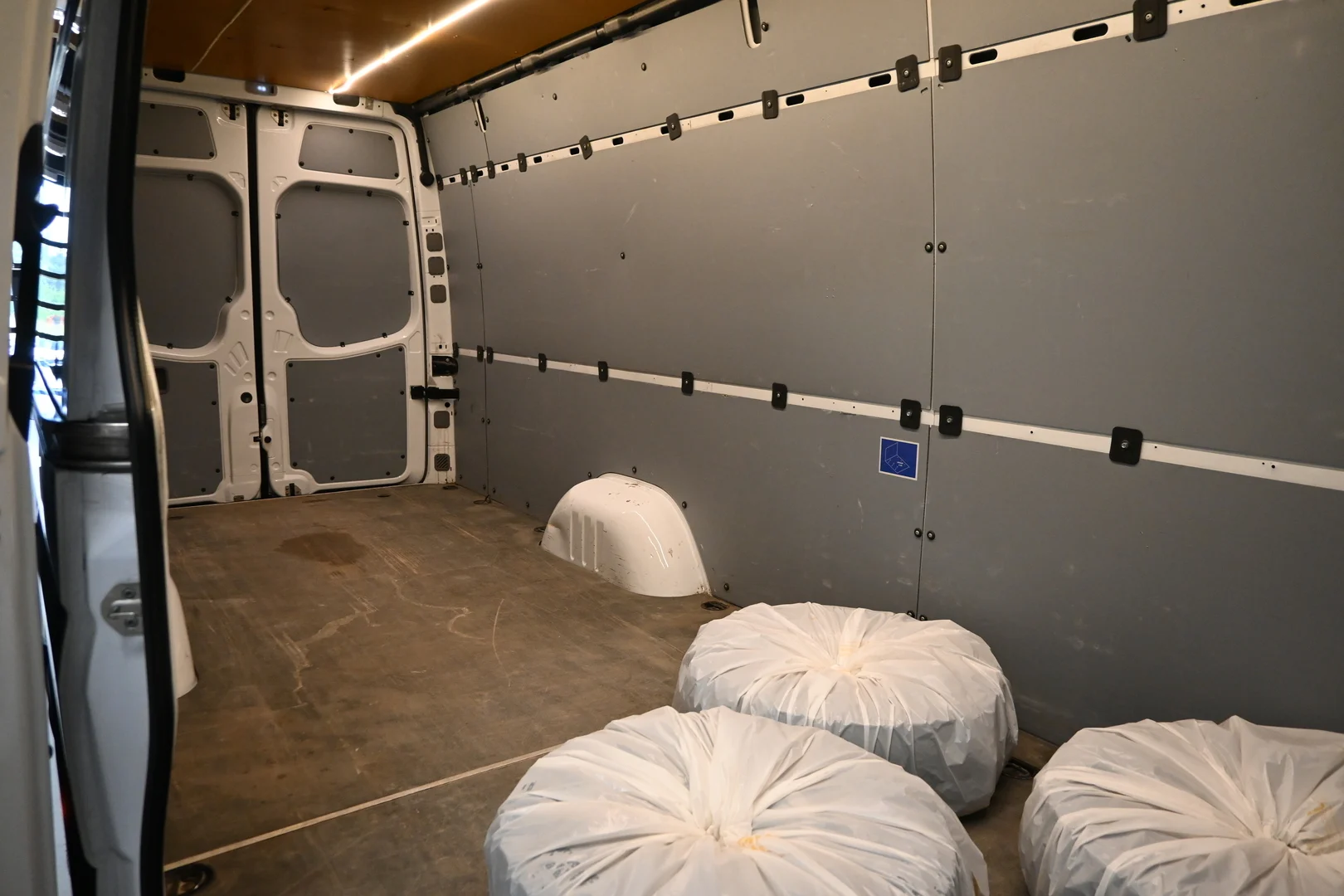 Car Image - 2t2N7eDhqYaVeMZacrmC2V