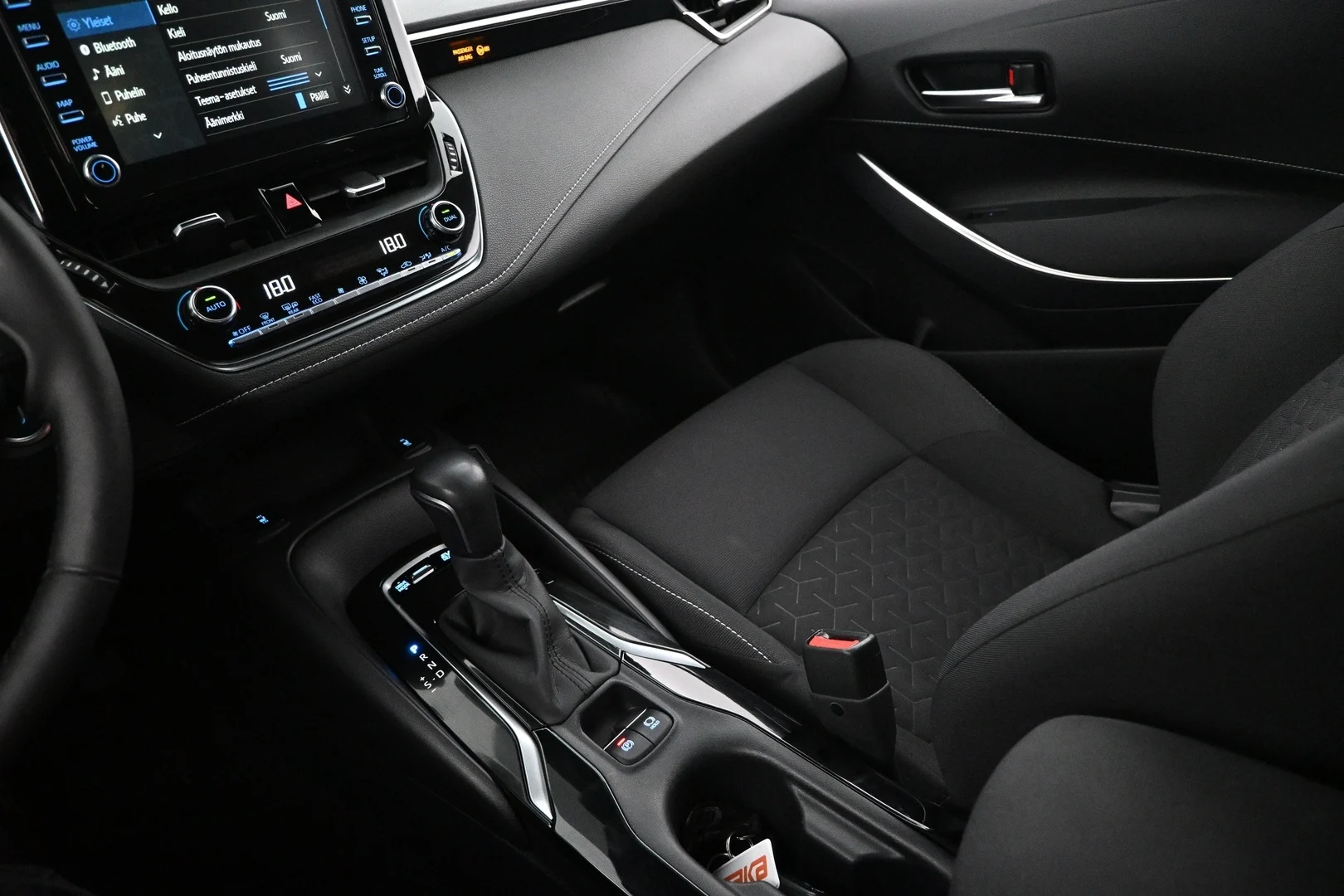 Car Image - 4M5d6tuZJi55xVuEGqFI1m