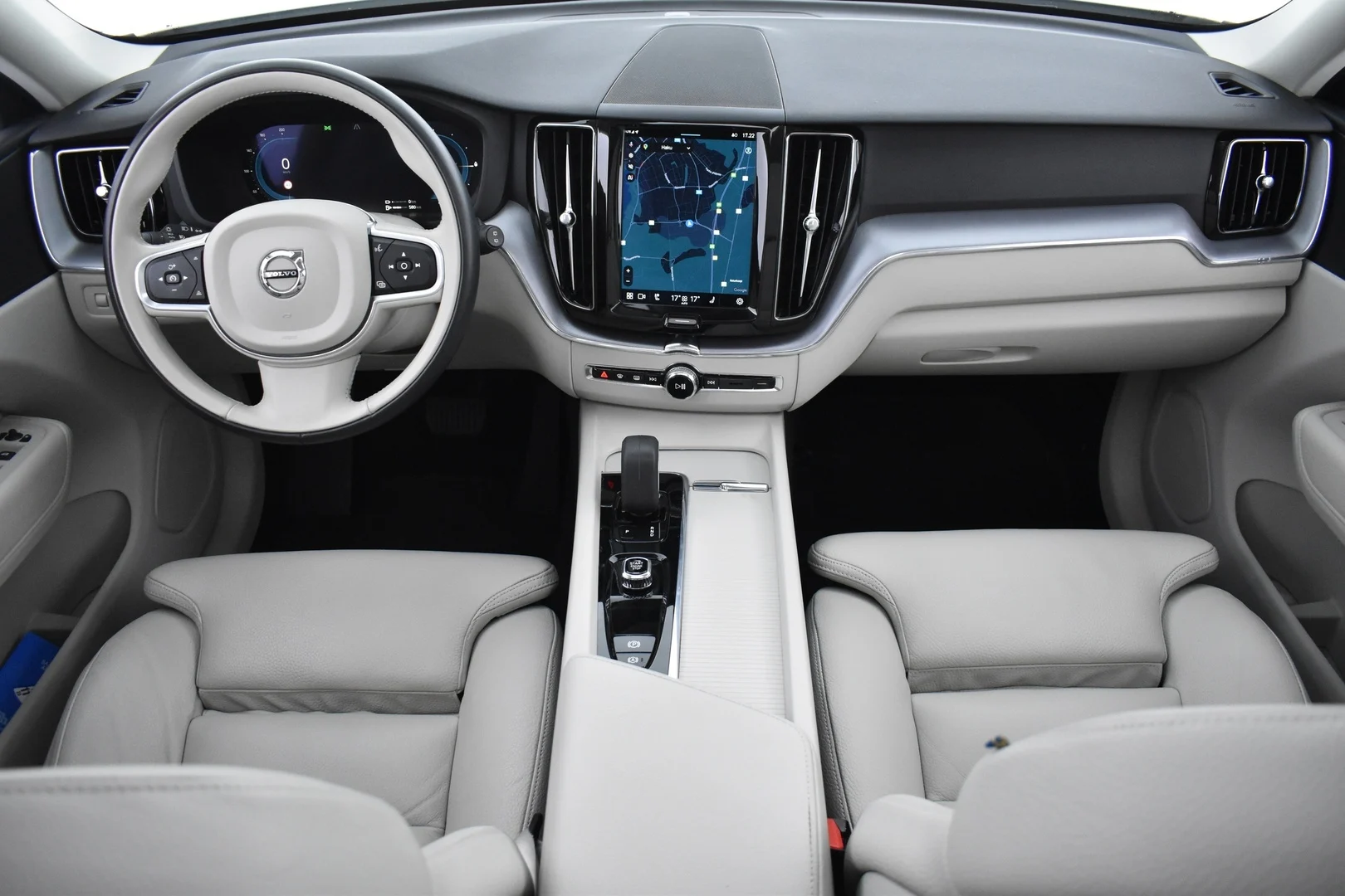 Car Image - r0hzCywllIZgPEta5oUA0