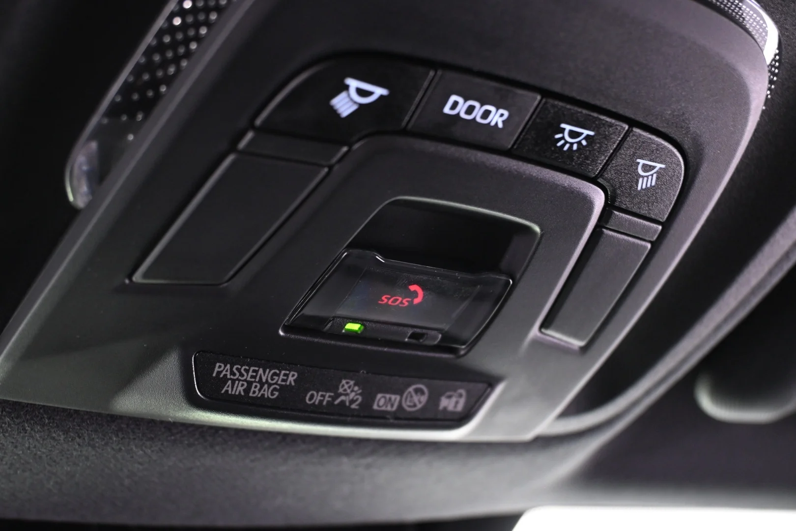Car Image - 77ZFizg1RZ0BlOlBPSWo7f