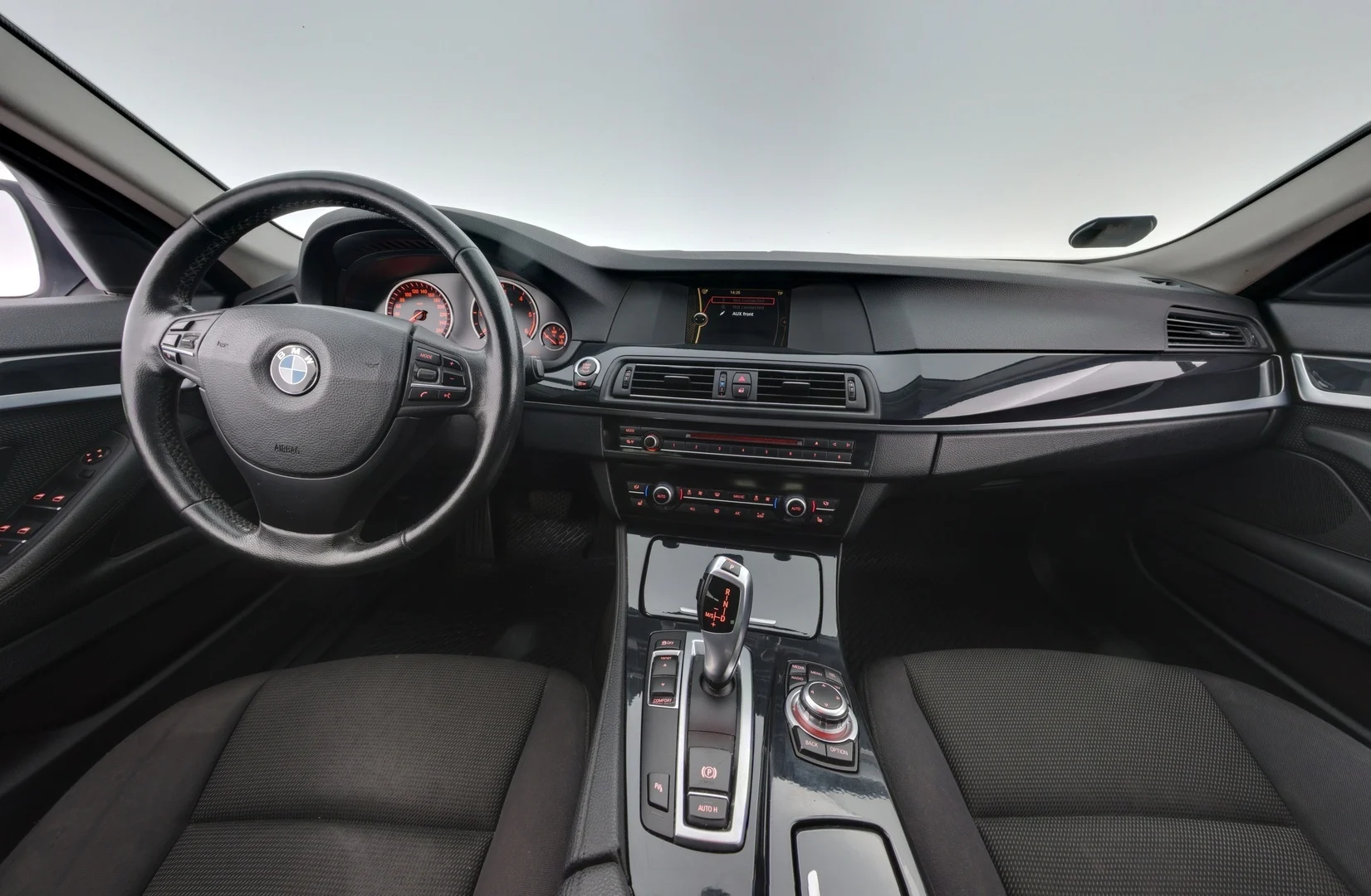 Car Image - 57jv7LJS6mgnuV9msLl5iX