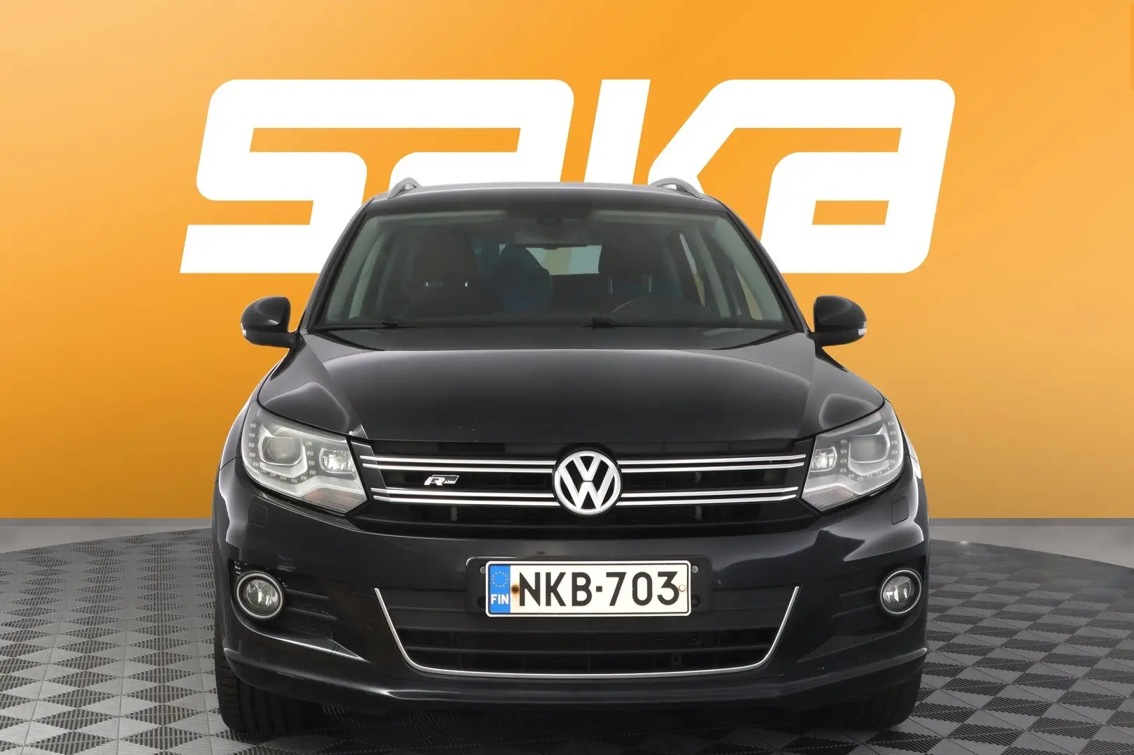 Car Image - 6Dc3yXpnKiczRelKrzDsdI