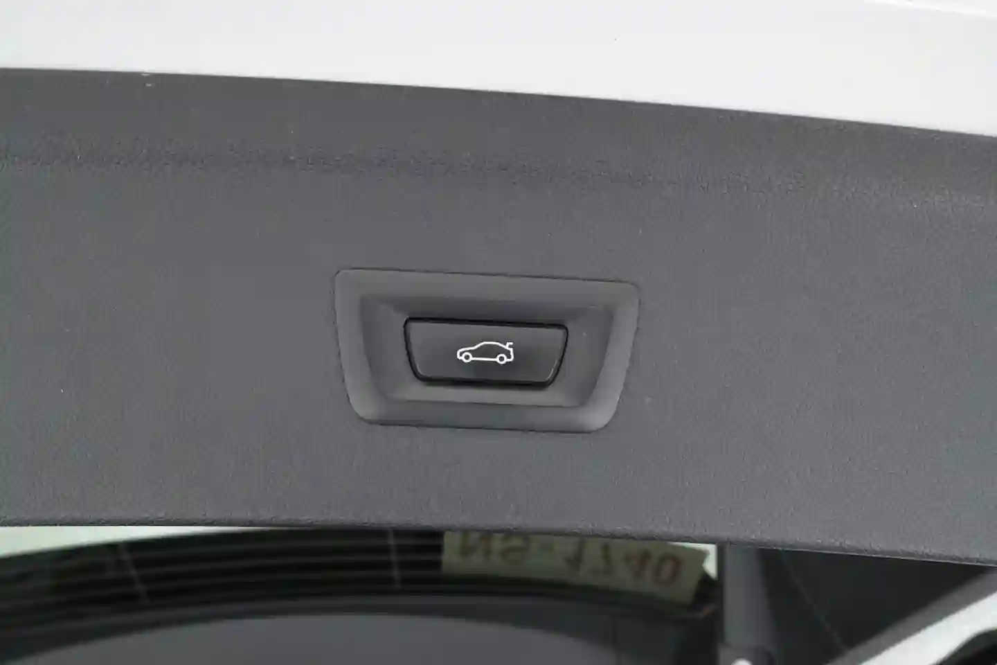 Car Image - 3z4kraPAMUMdFH9uow2ODB
