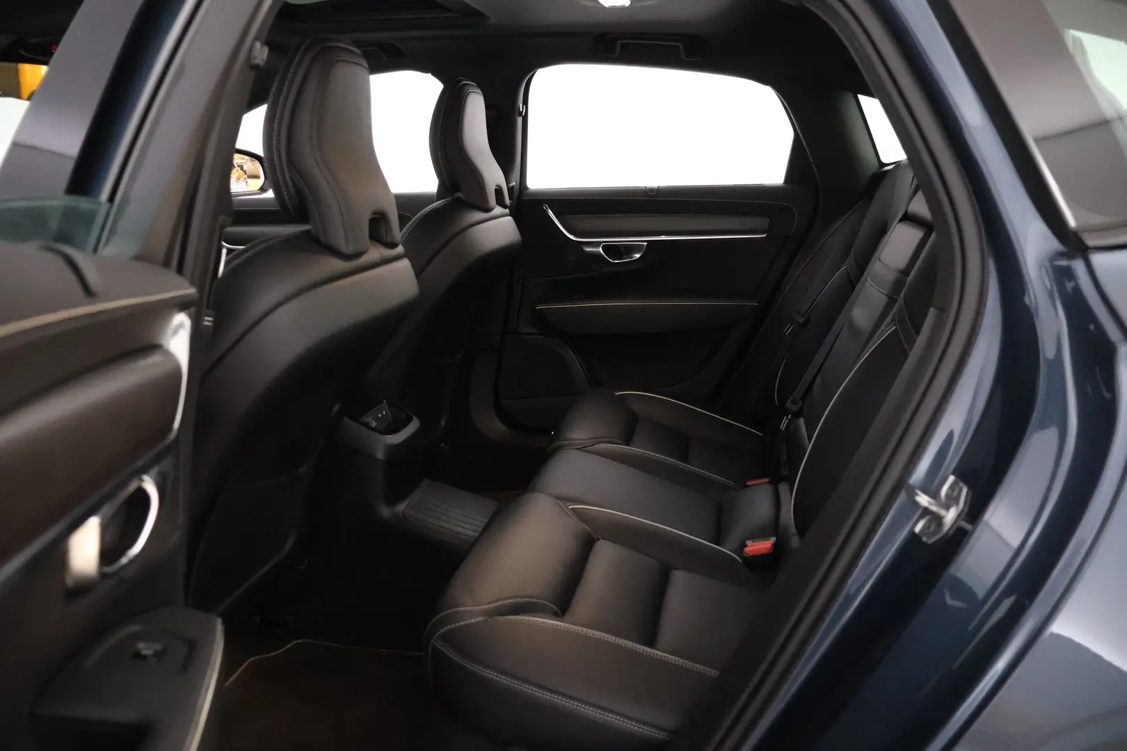 Car Image - 4CysrqAGhqwzv57W66Tmfg