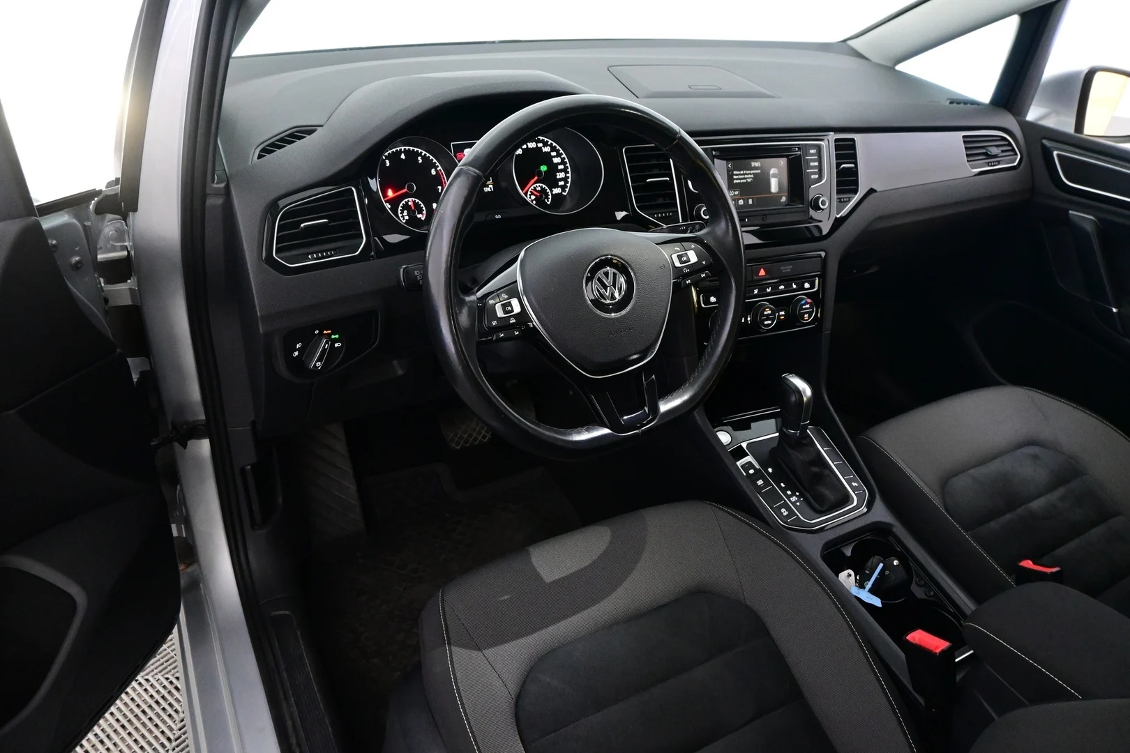 Car Image - 1Q7SWsKtUFw0lKjwgz7W6V