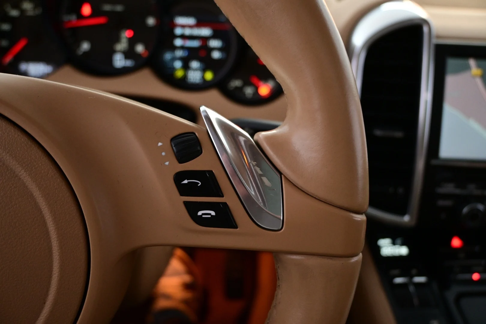 Car Image - 1qlTHlC984yTLIhuWF6bIl