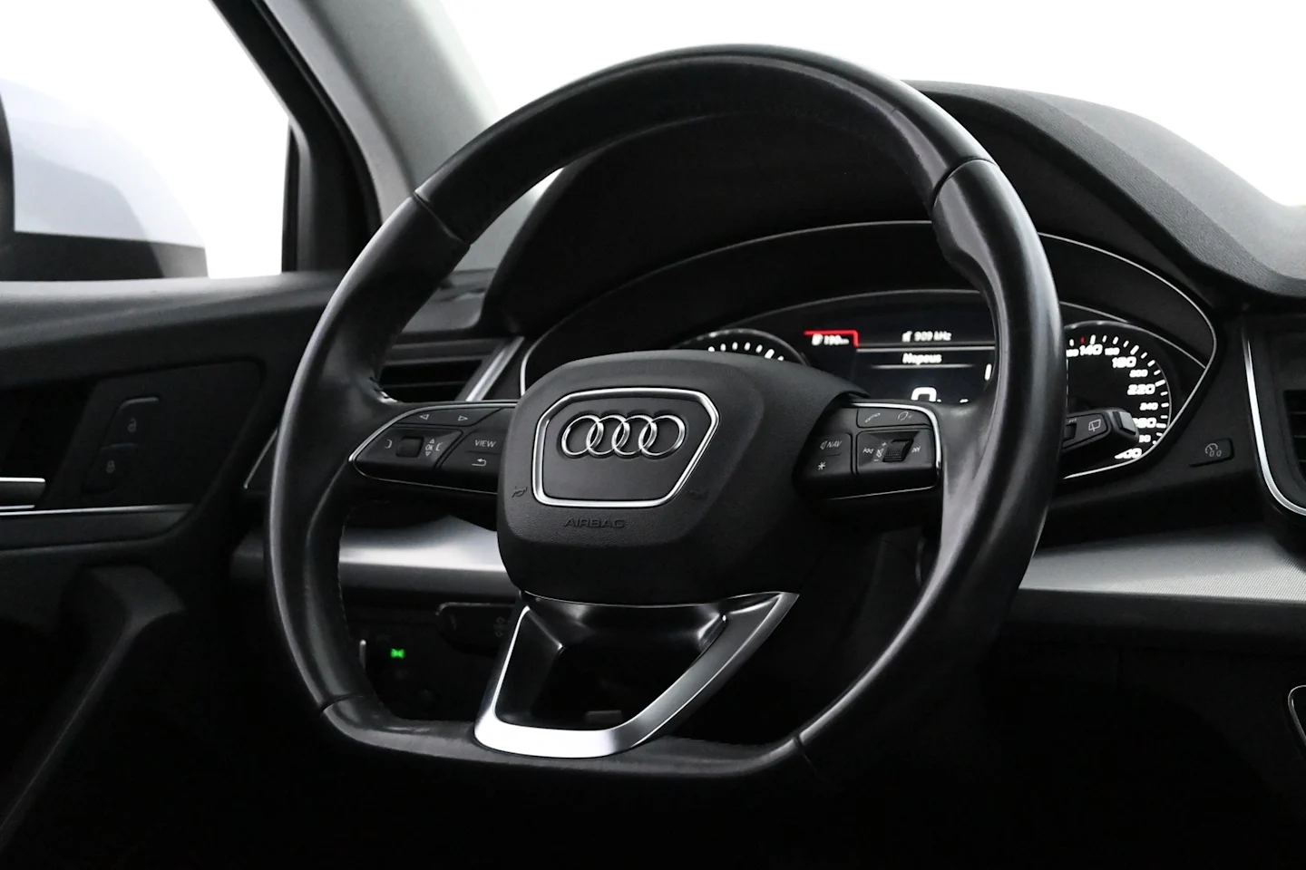 Car Image - 1nhCL3iWTeRETnCsgUteUU