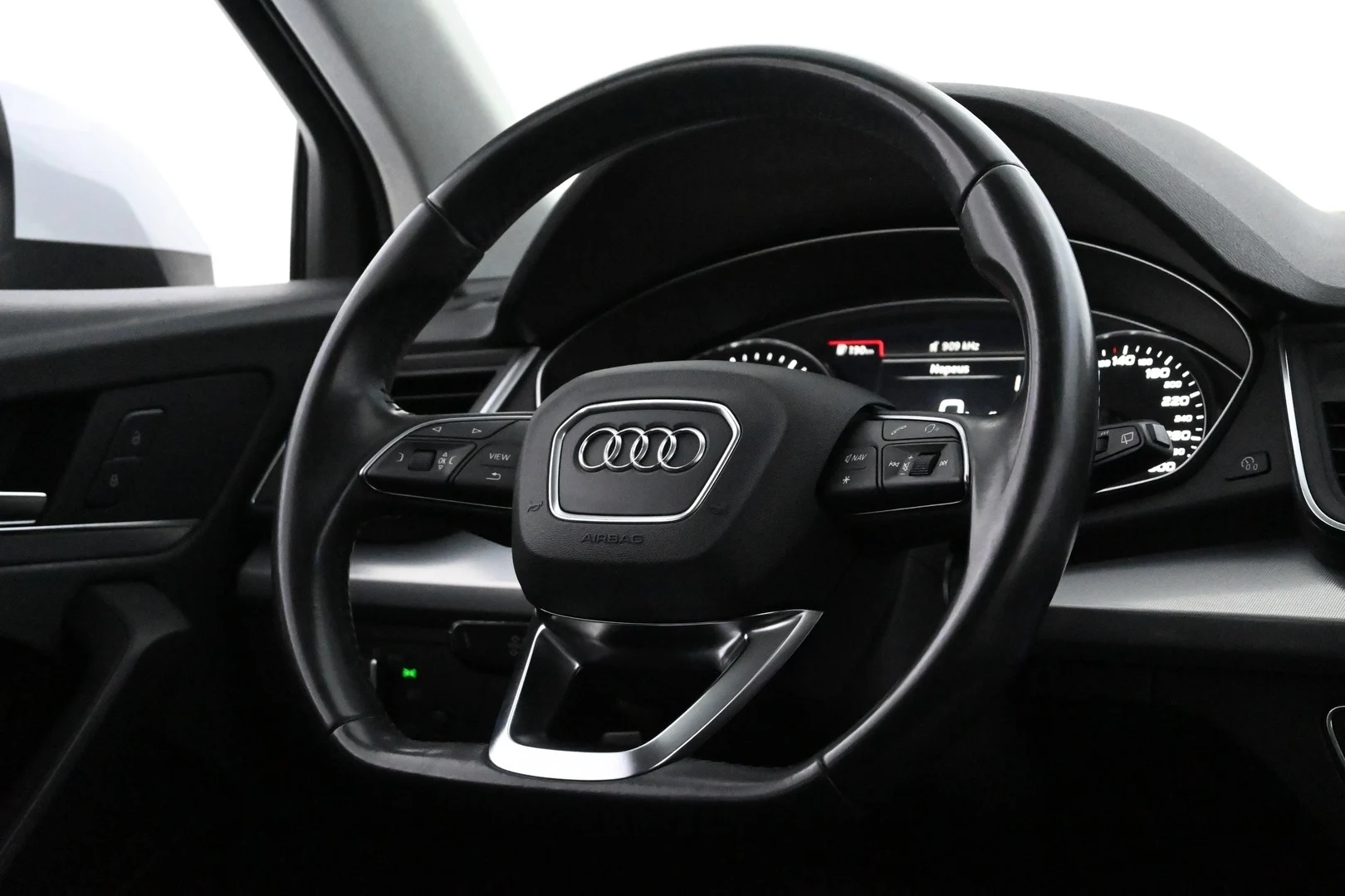 Car Image - 1nhCL3iWTeRETnCsgUteUU