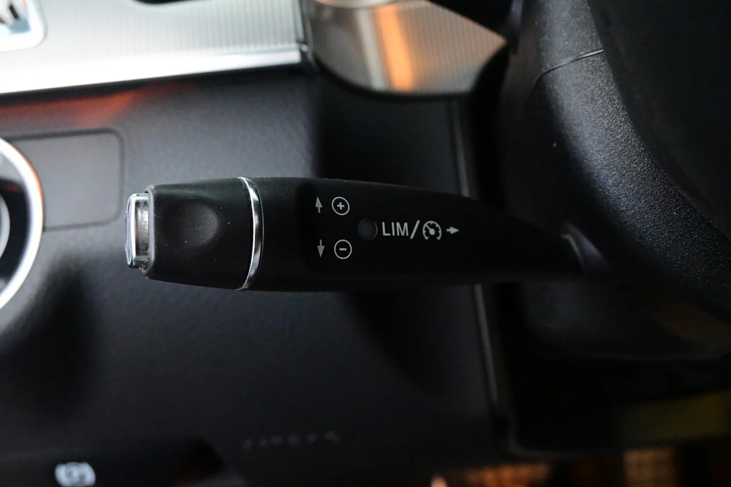 Car Image - 3HLls2Rp3LD0YhvkWV3iQV
