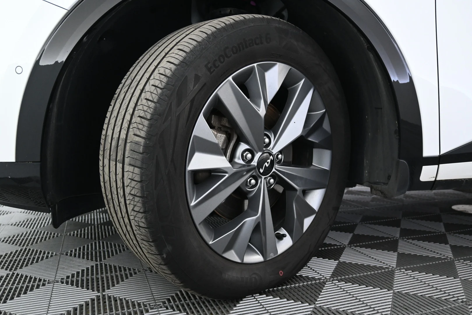 Car Image - WLSbbEJ29XlgDPDgLlyNU