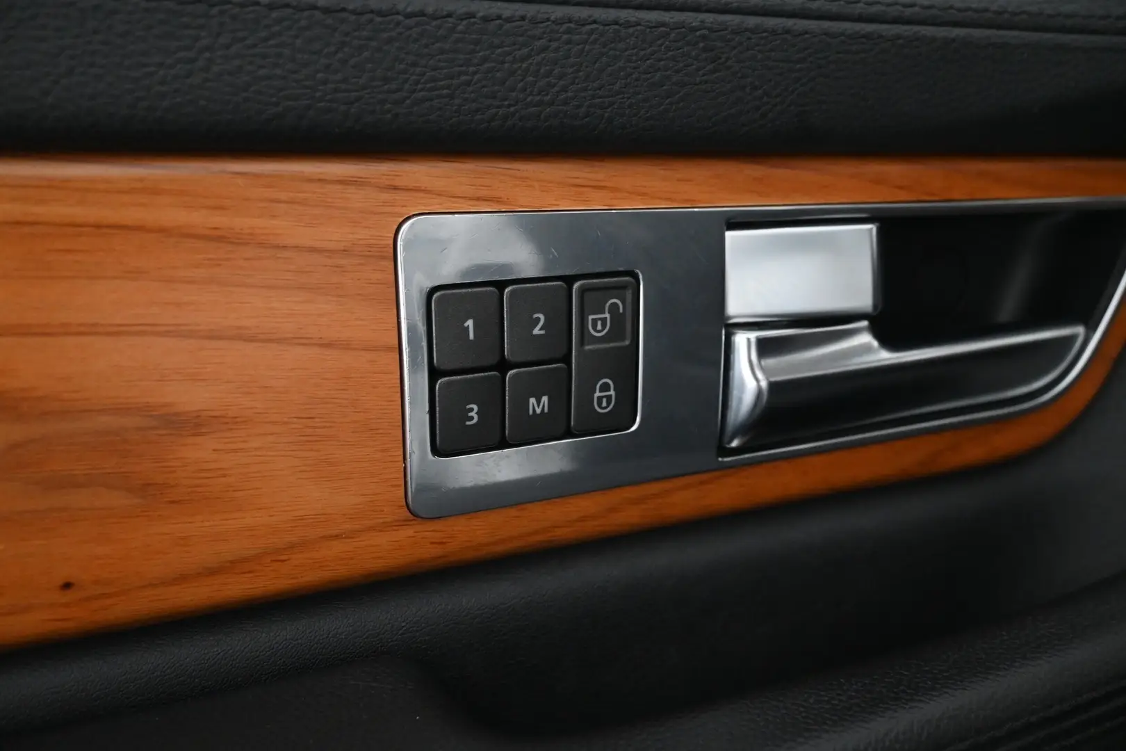 Car Image - 2YXGgZp4PONcliVkRJ4Sc3