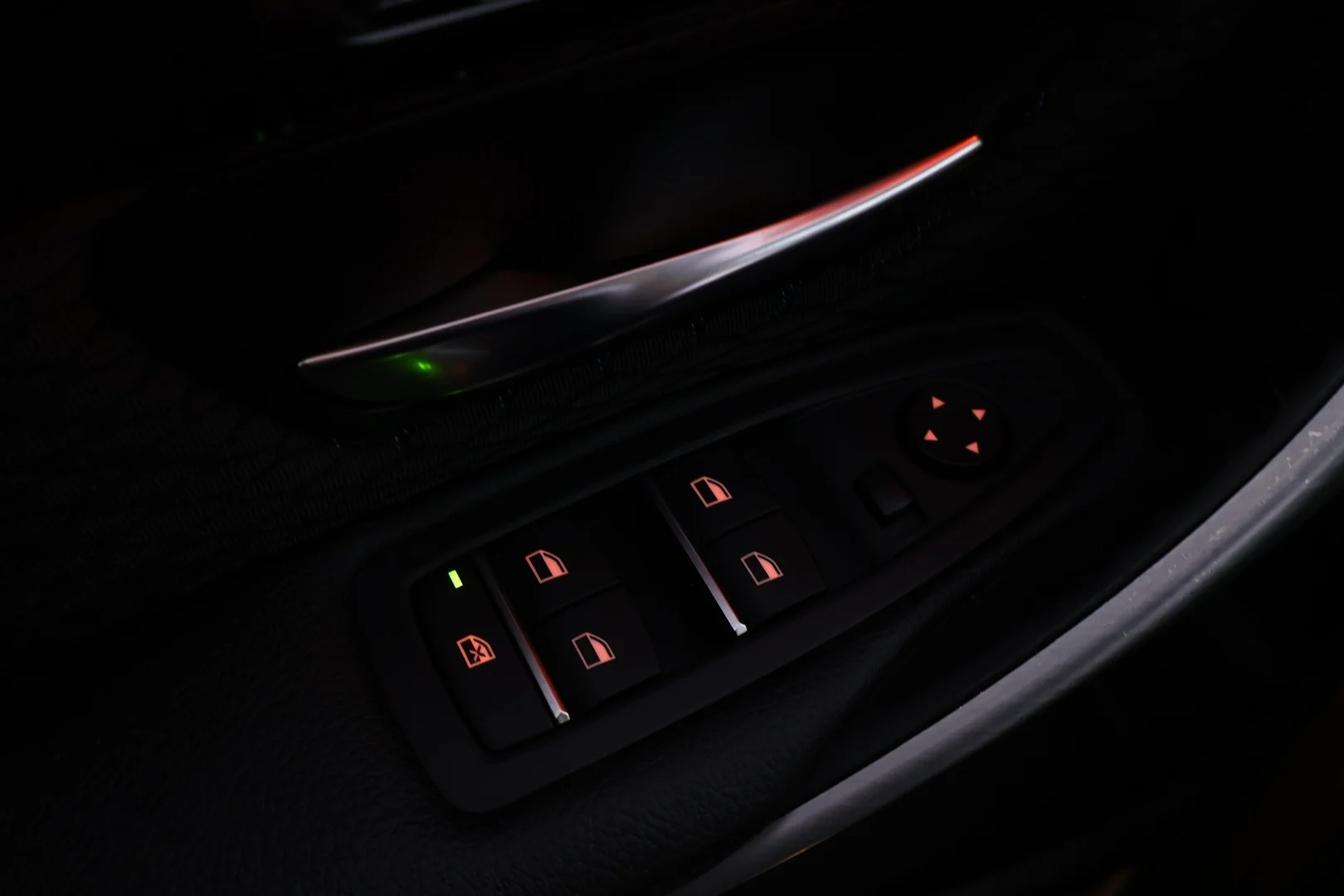 Car Image - 1qZz7qcoejEJu4R3Xla3ER