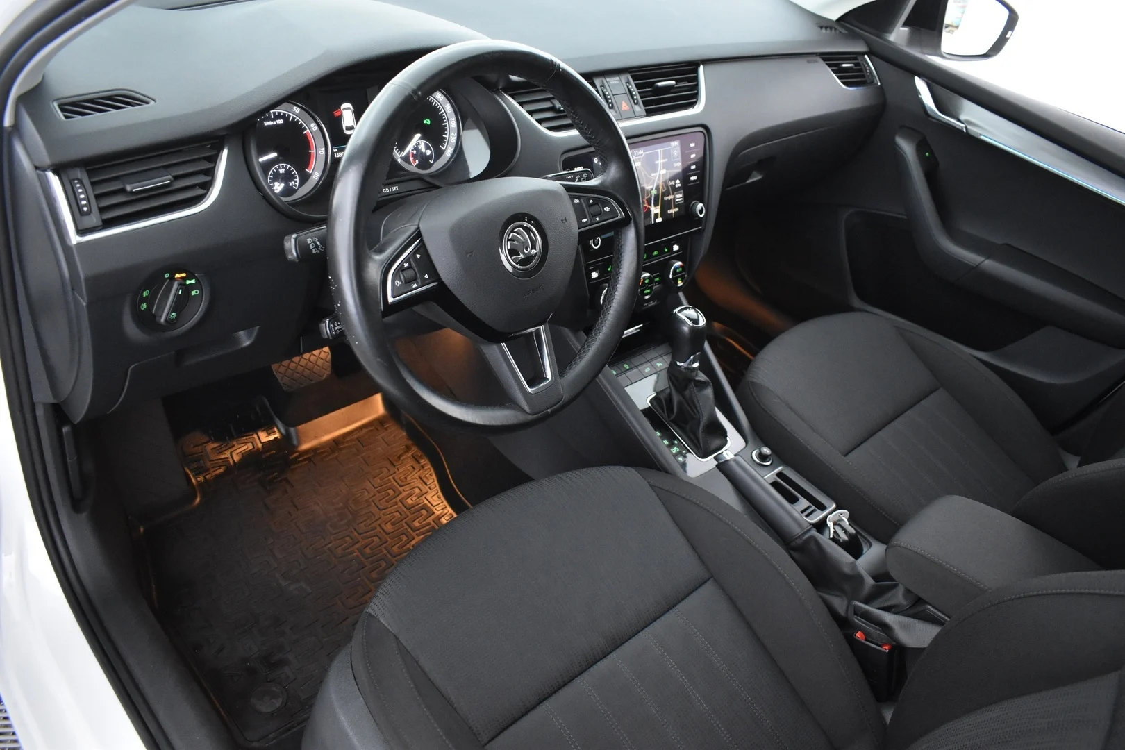 Car Image - 2U1riCsOThiirHpMAmut9Y