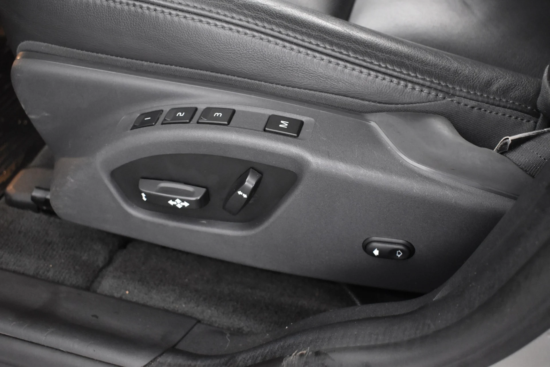 Car Image - gqYJuqm2GjoBUTkz91xLc