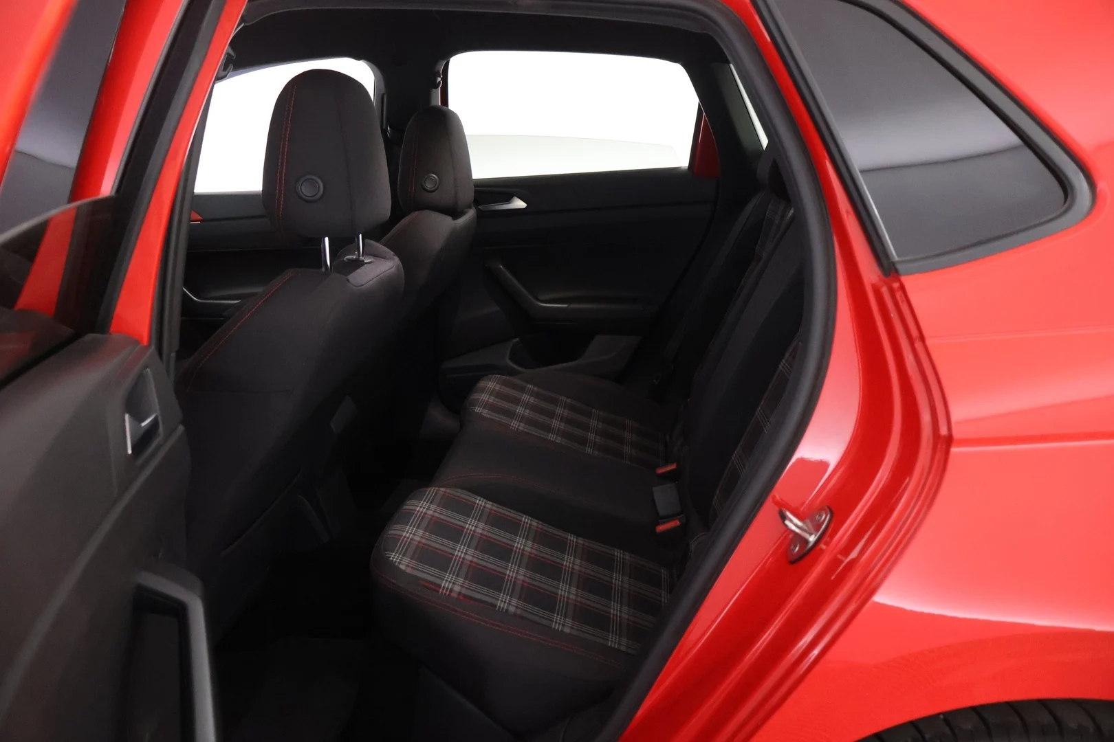 Car Image - 5cvRK98JB1SrRMiHFNzAtI