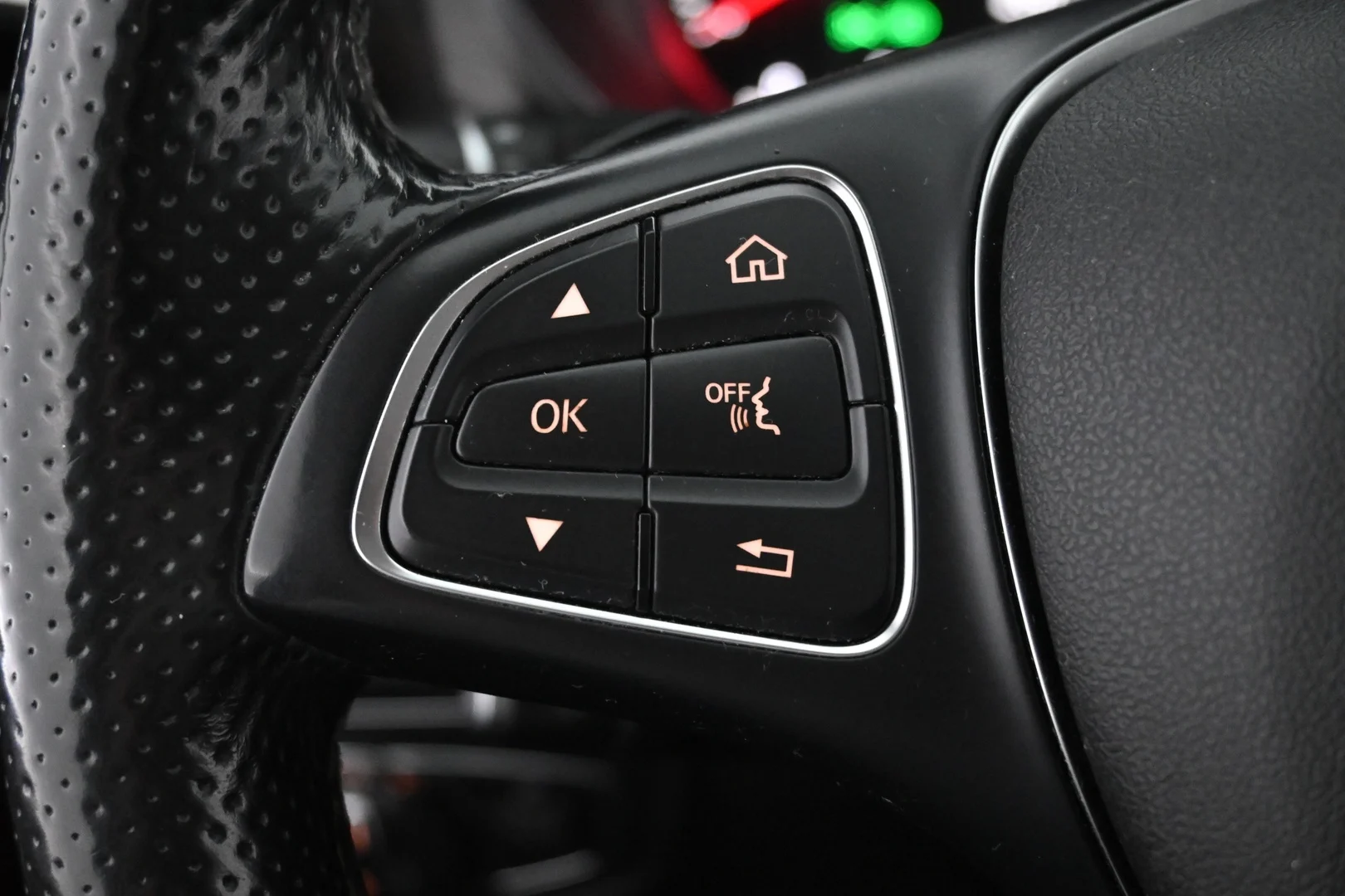 Car Image - 76w9vFwOdPGL4aVDB3DgFU