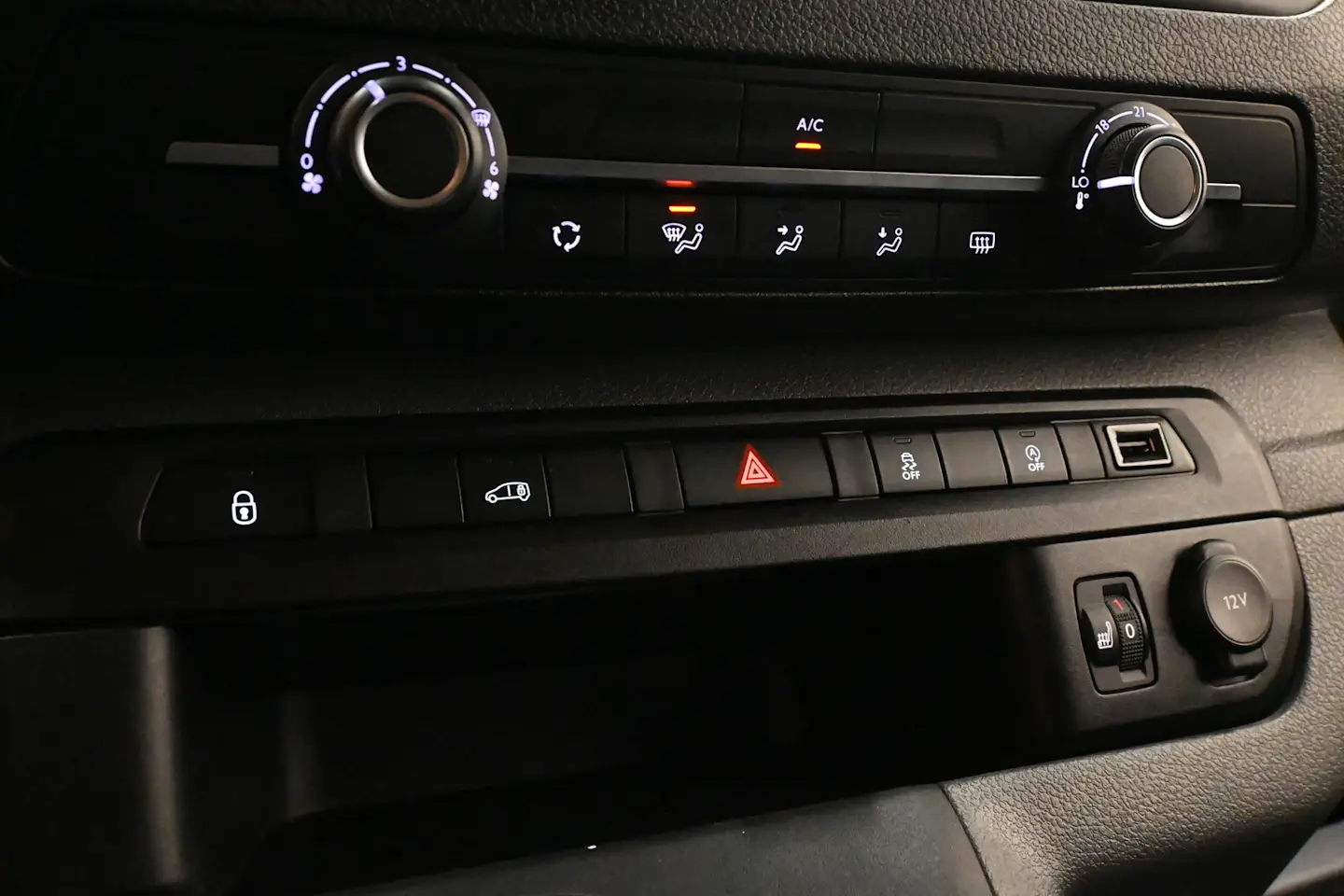 Car Image - 7gB9fT9TAGV58cxuZQN0s9