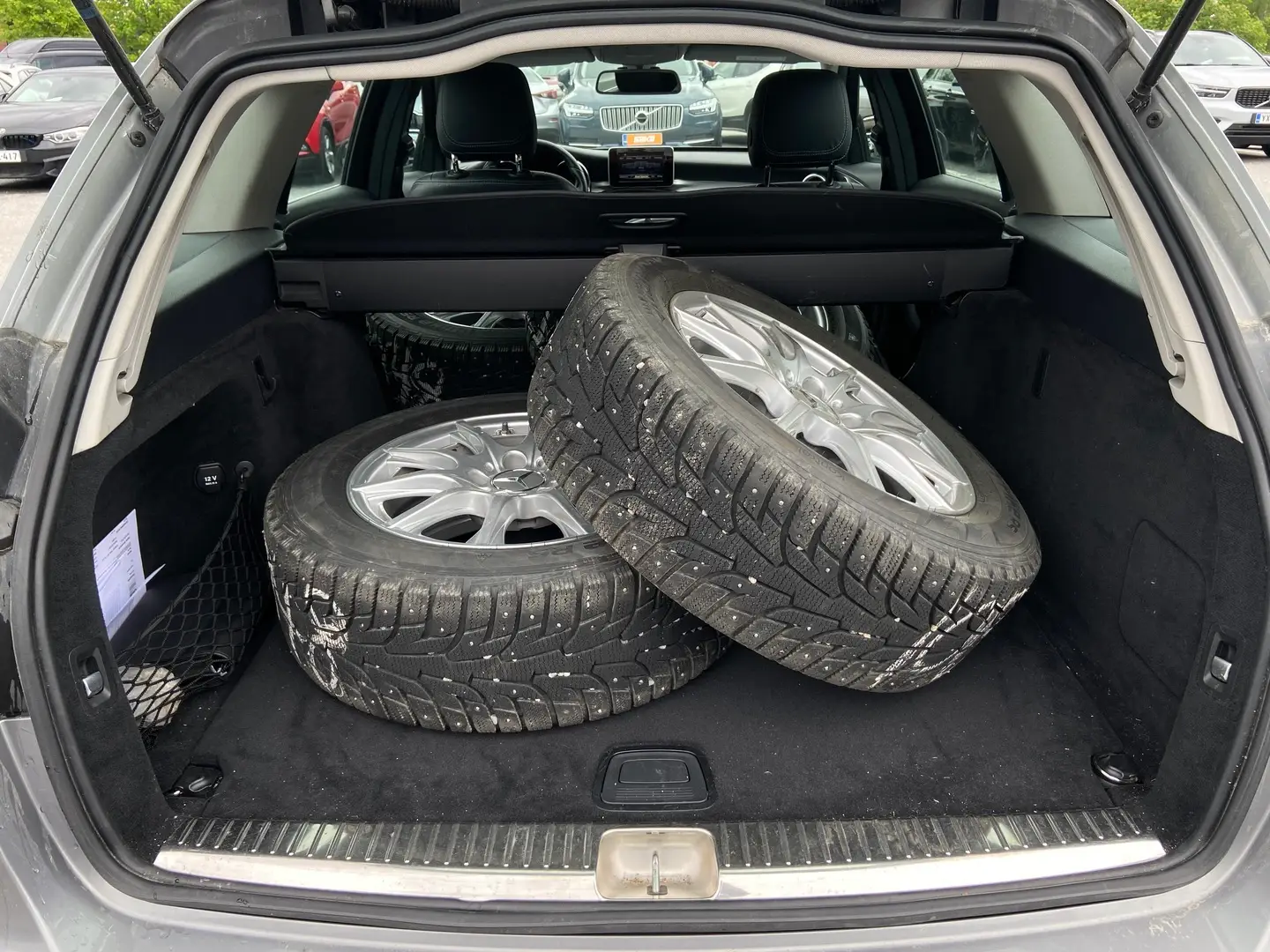 Car Image - 3ajL1EtlXt9PUfuD0Lluea