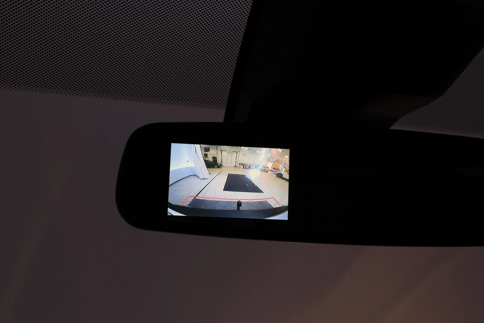 Car Image - 1377pTjQrSx66tGjxPoAHL