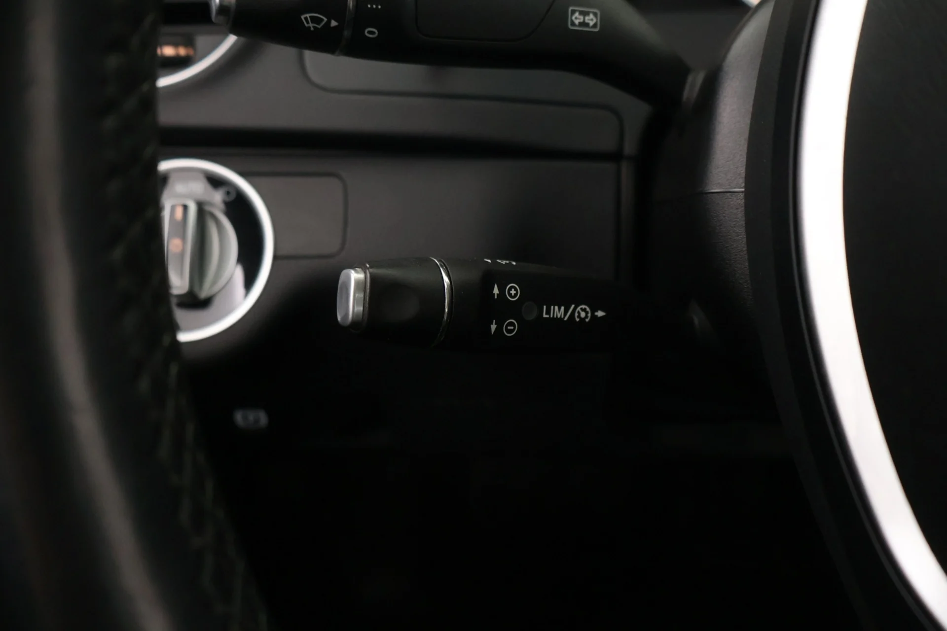 Car Image - 2ECqIxFYmzj14c2XijQuZD