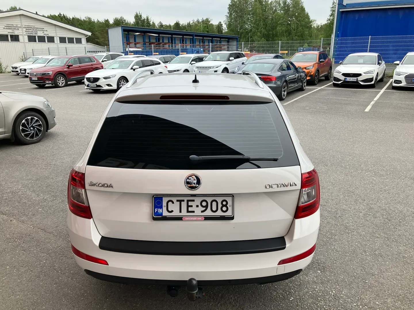 Car Image - 6uP9j8PVpmDpYNYIxBjsod