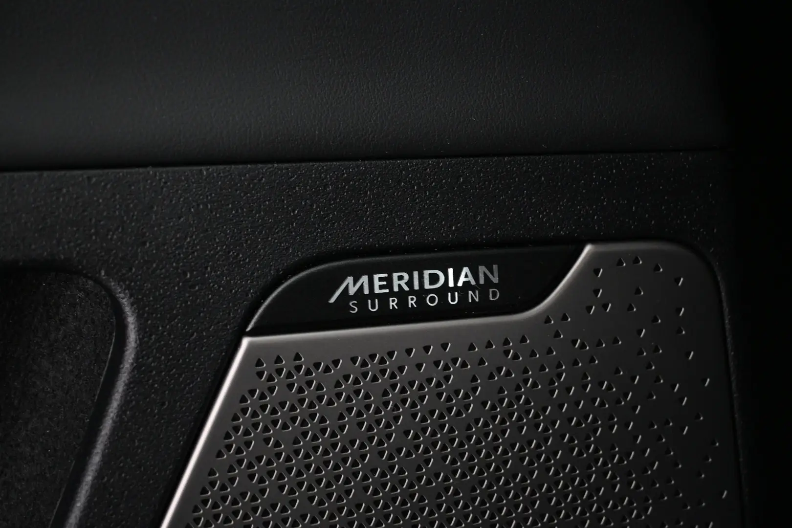 Car Image - 3TyiBY2lCol9xh9y7TNQeK
