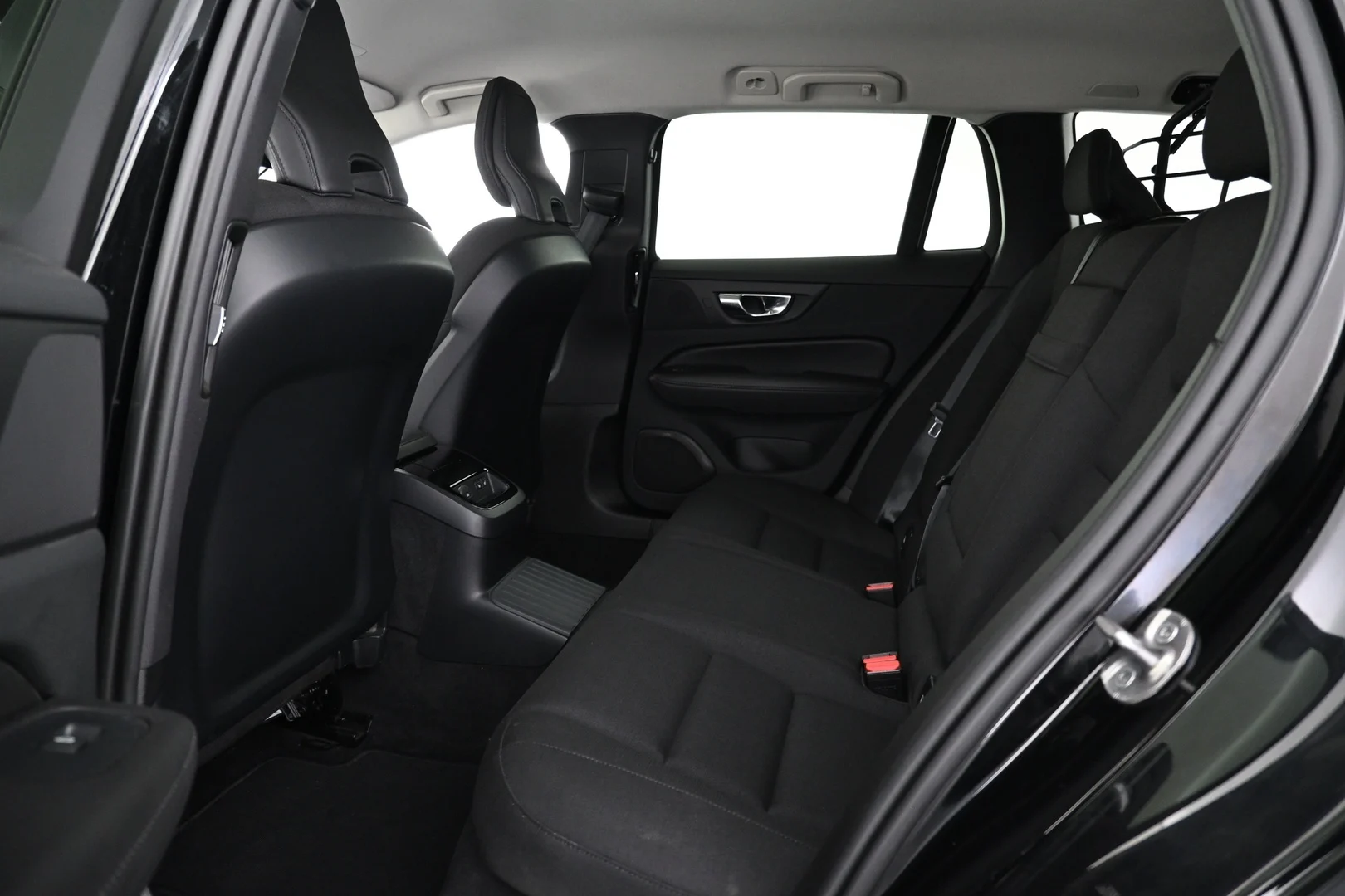 Car Image - m8FP2dlCxtd7yhR4sJrsd