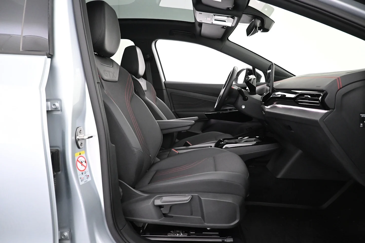 Car Image - 22n5bcCUpV9G1zIEiIxNob