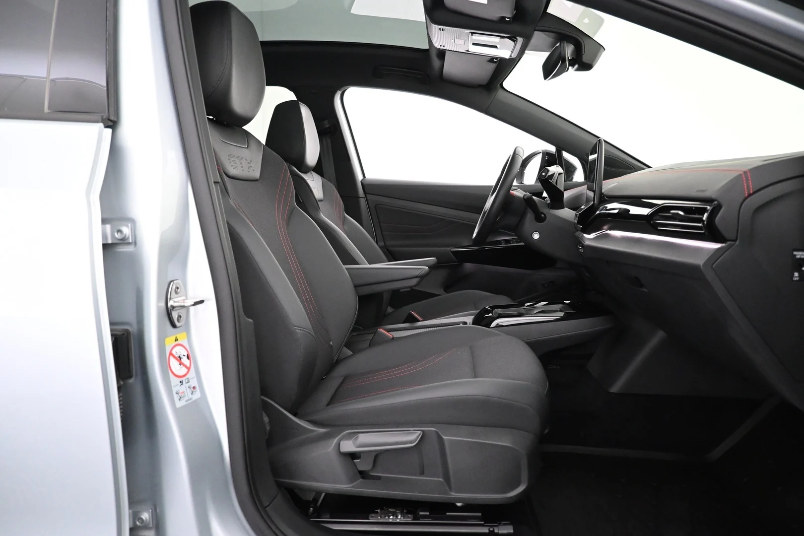 Car Image - 22n5bcCUpV9G1zIEiIxNob