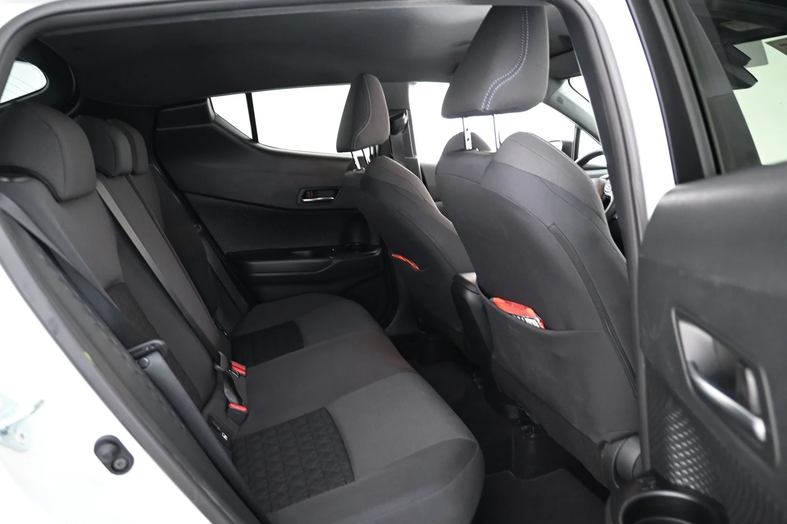 Car Image - 6vRWNxNsr0WOamAvYTMVAZ