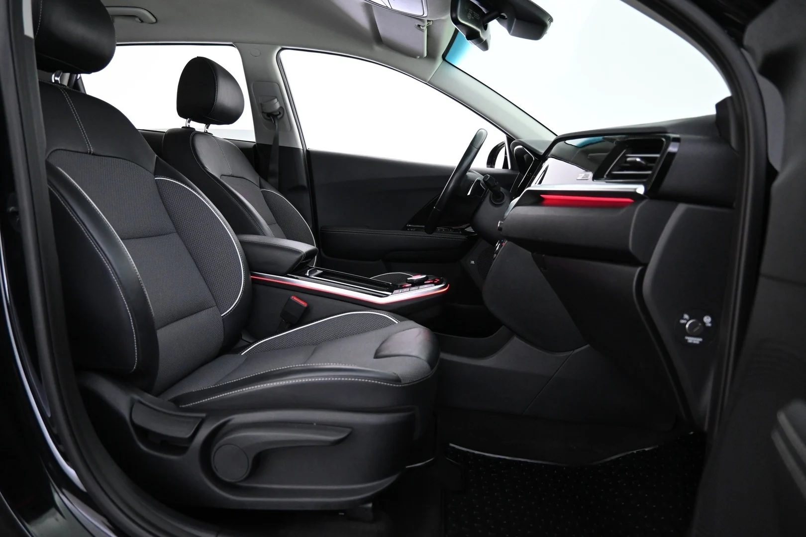 Car Image - 4GsaqIgavuDmRcLiZ9q0RV