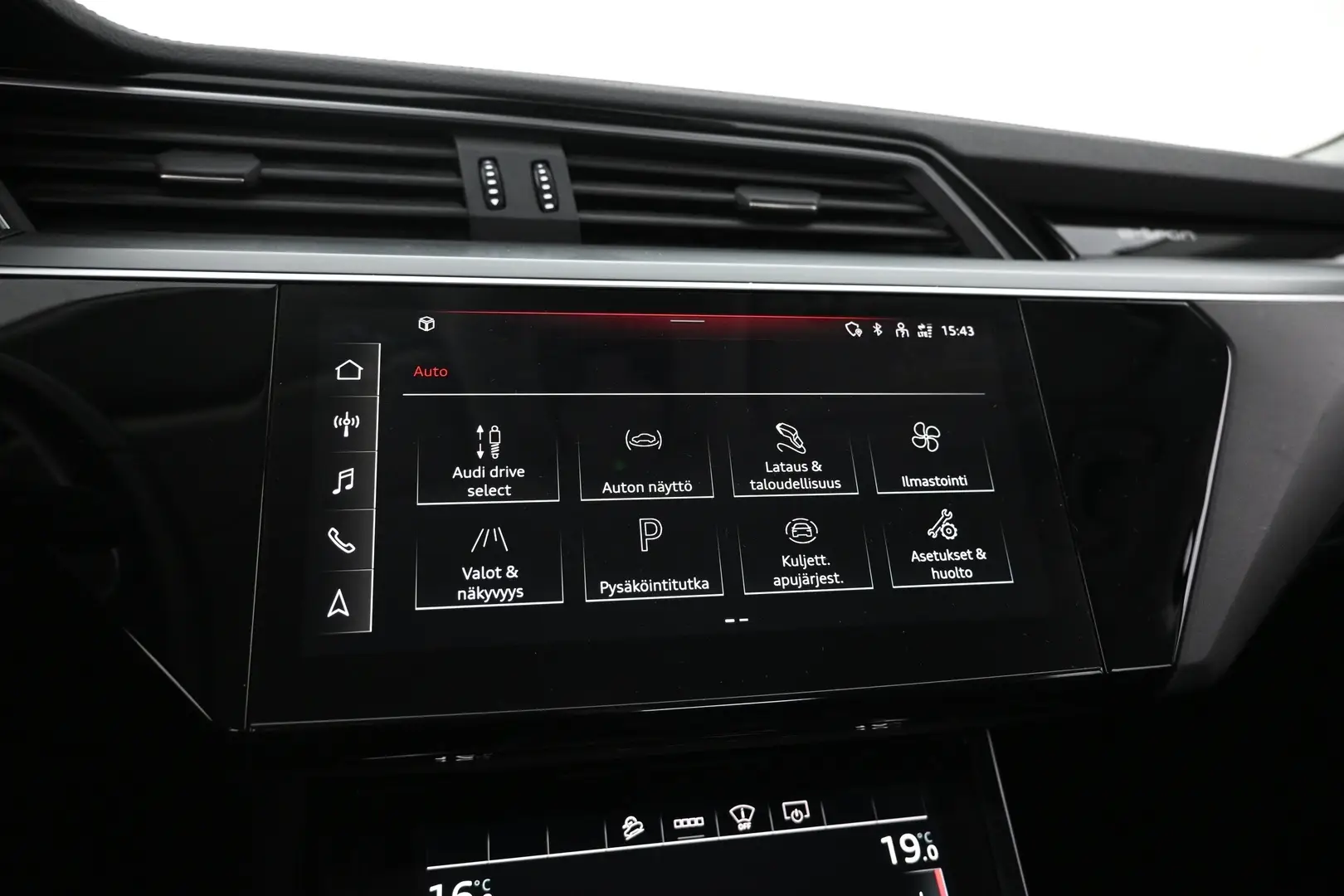 Car Image - 6llDr0O4cYsOYegXKb1o3O