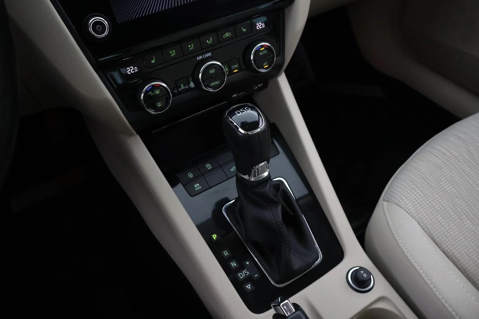 Car Image - 2bg8LmFLACIt1t0nywAlG3