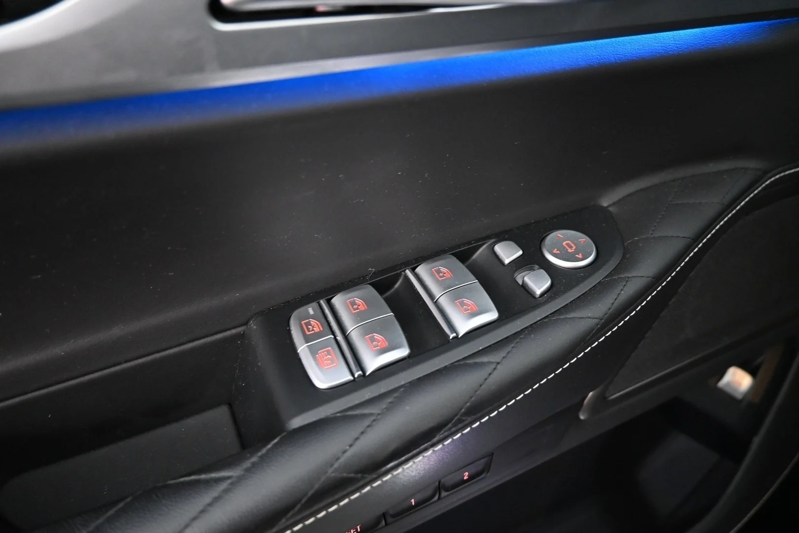 Car Image - 6SmPiGu3f0uVvcStaxfCRD