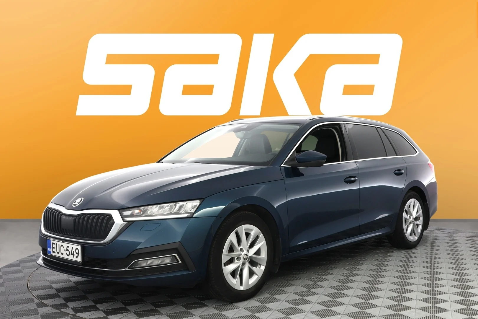 Car Image - 3quGSsFFB9dXdDe9BsKdcb