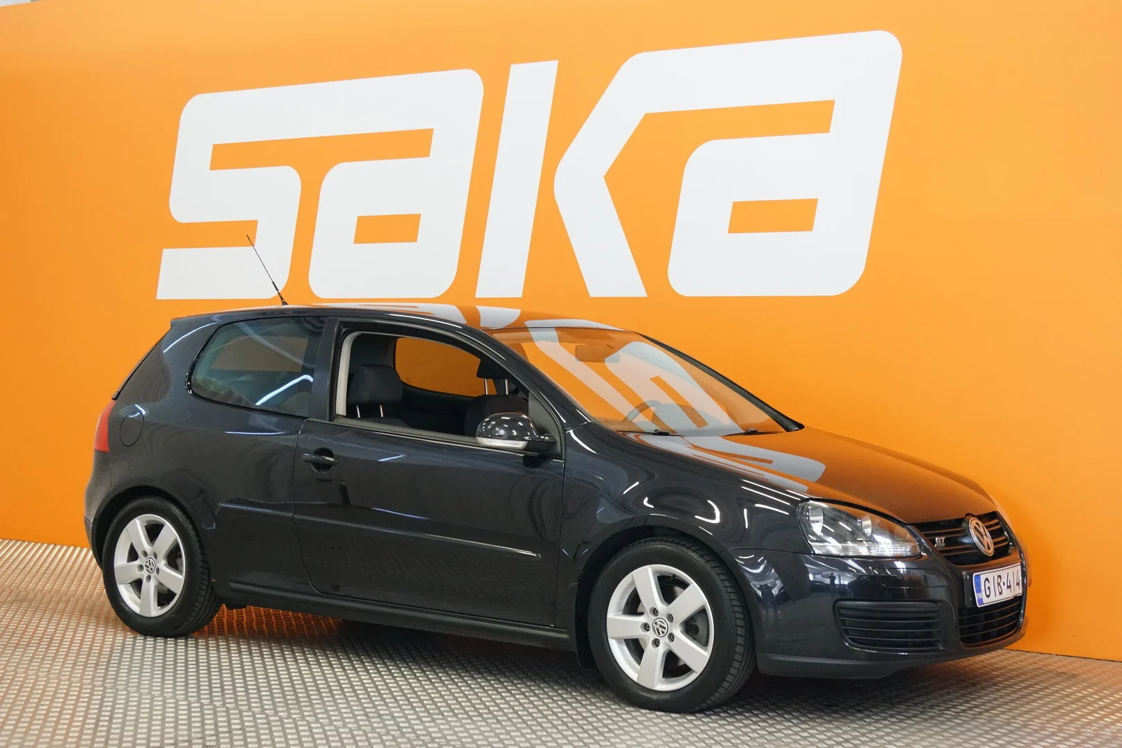 Car Image - 4OXR3iIzGE6TgfDv0SFmxs
