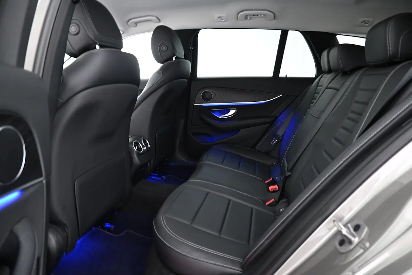 Car Image - 3PQm1YkJIRgl0e9BLc75BP