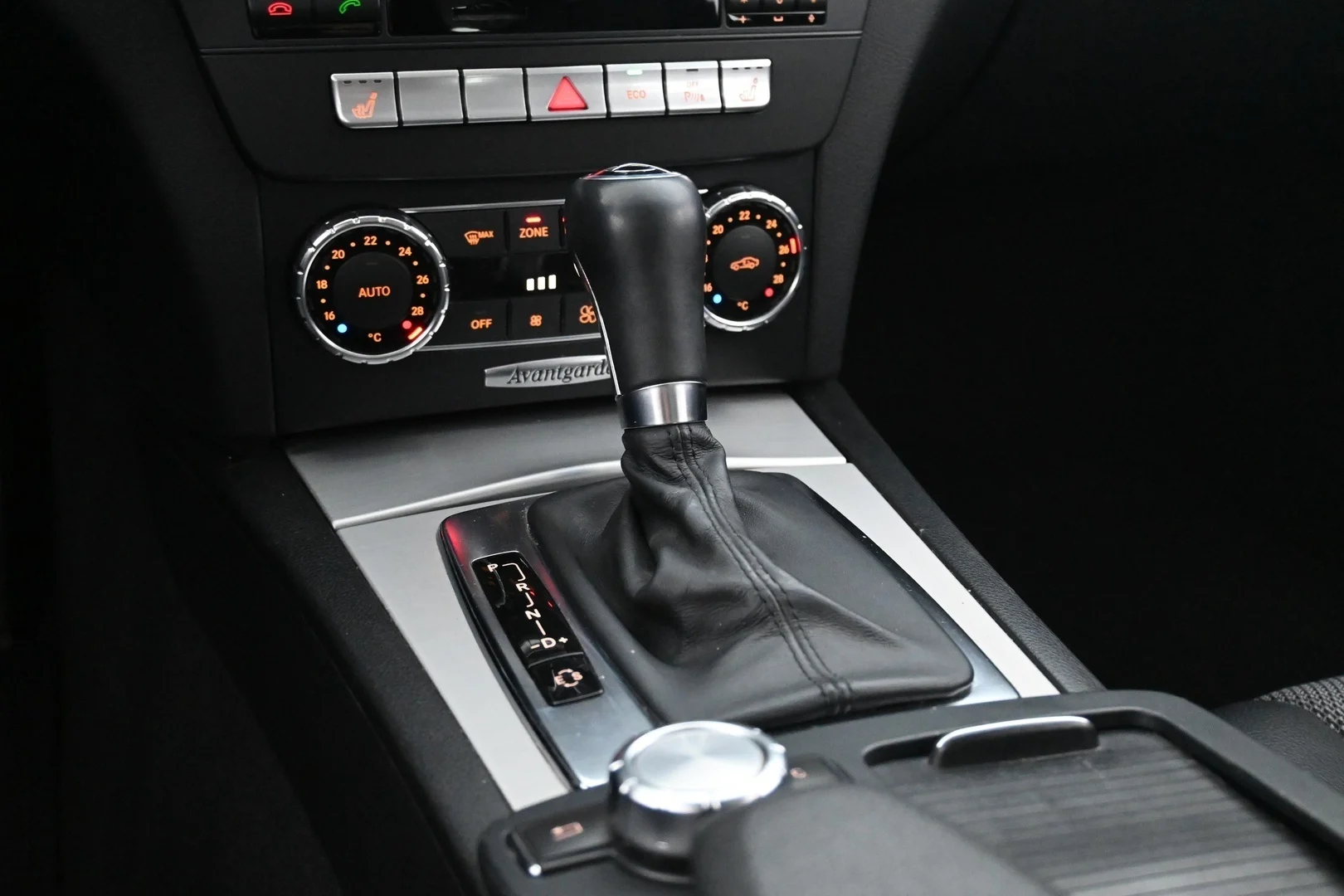 Car Image - 4J4ic9ndNA8BPlkPSetw9P