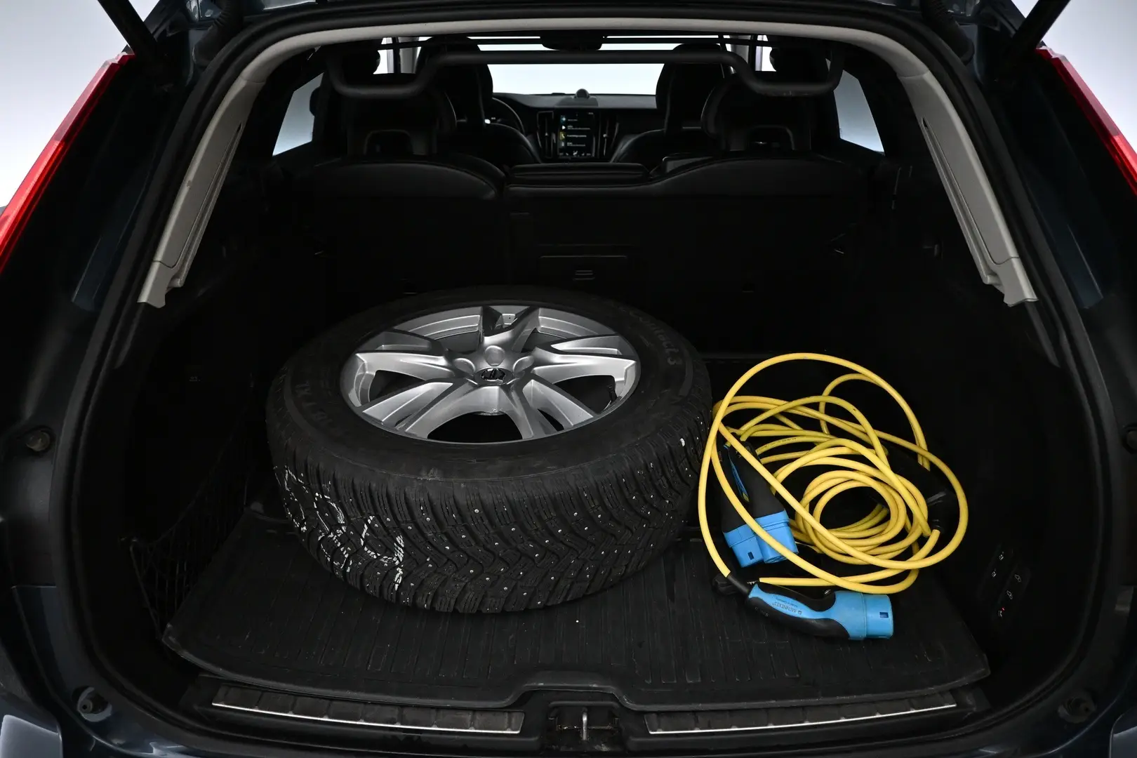 Car Image - 49EhF0f5gg22xxBRqOzEHq