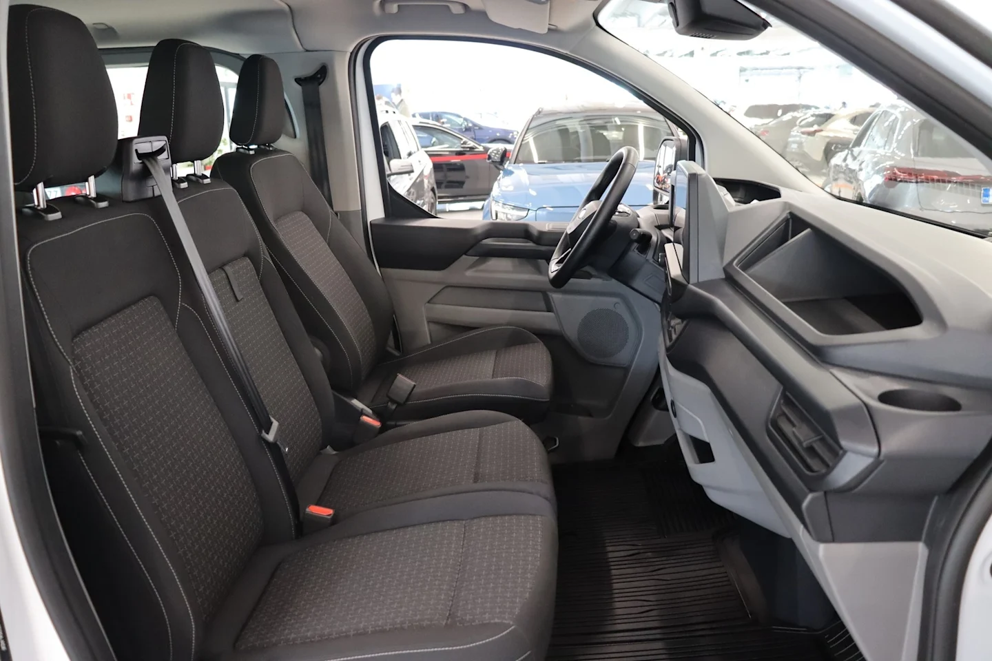 Car Image - 2lEGvc6vtL3EXkPp7JGFsM