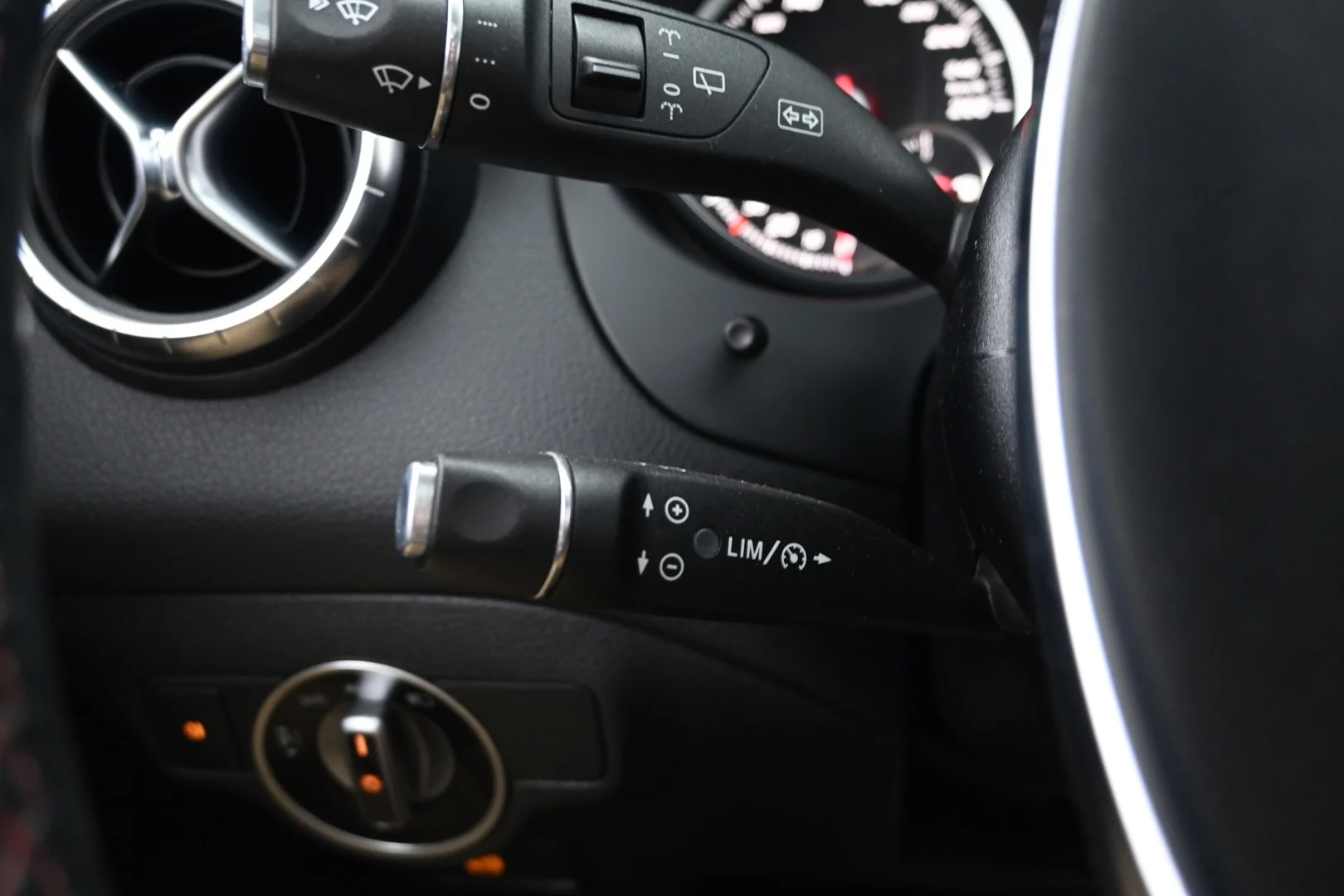 Car Image - 0d0X5v9xQsOZJfiD50Pxg