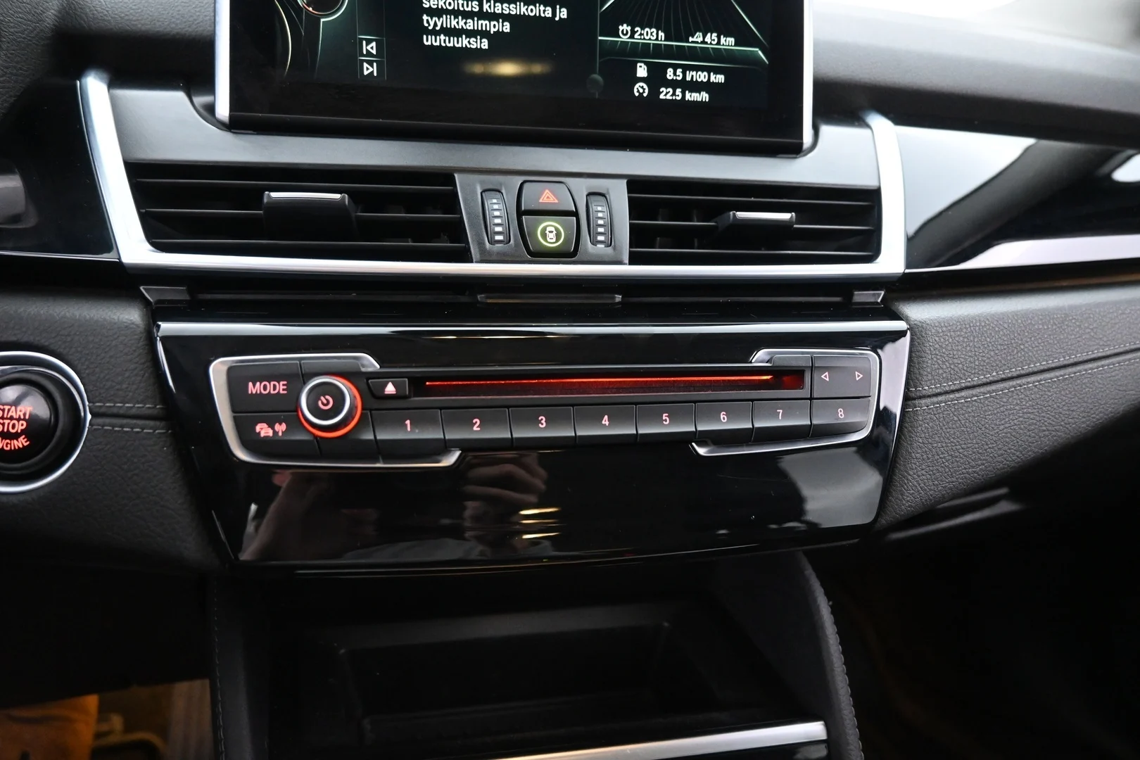 Car Image - 4HpfgcV75Uz6UPLePV3tfJ