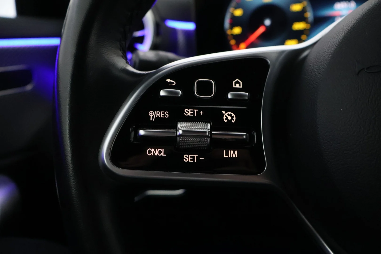 Car Image - 6fcYiYzmvw7ghJDrl0P8la