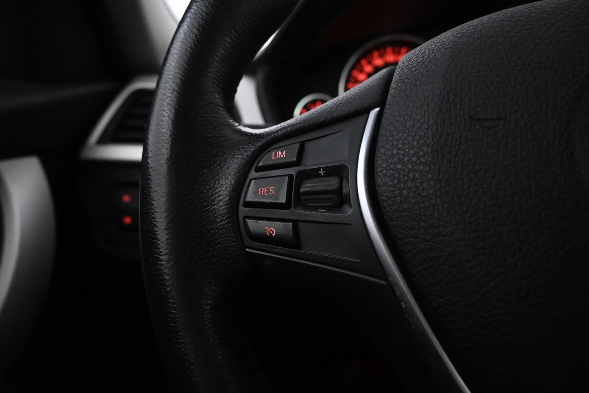 Car Image - 7HYnGV6fmJHoaXVclNq6Po