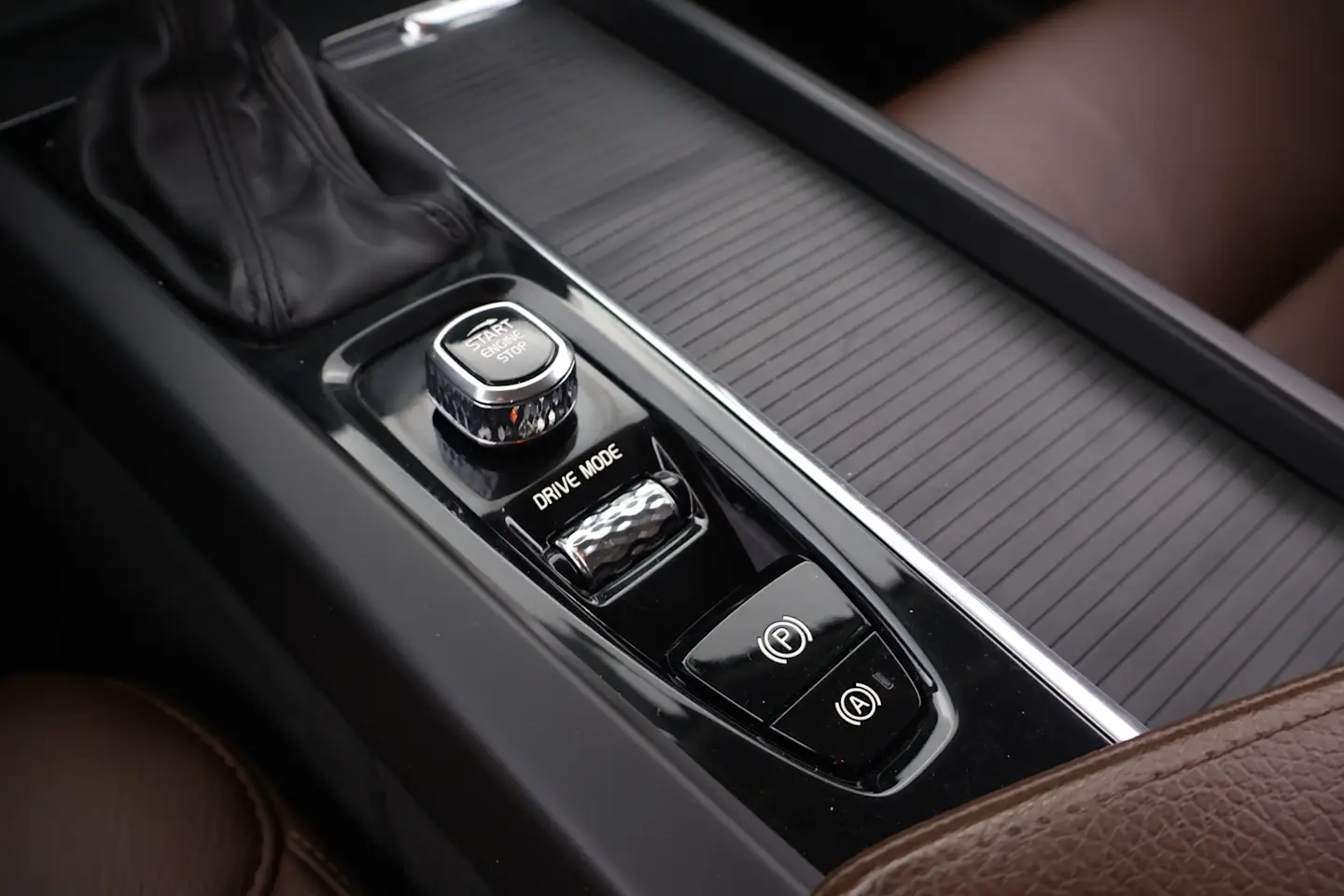 Car Image - 75M2bw8hxP7PYVDfbcp1Wt