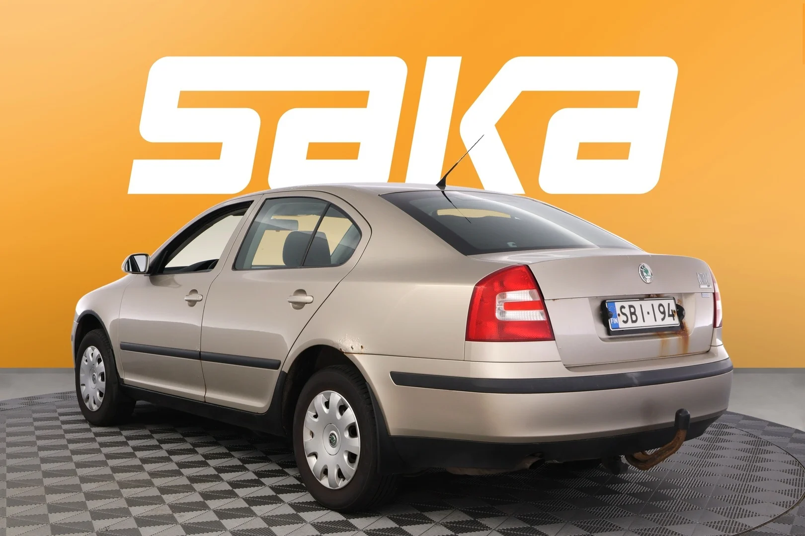 Car Image - 6IlfrnjFu2UryQA2rGWwcJ