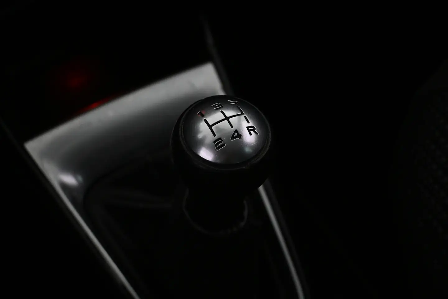 Car Image - 7MCkfa6bTbKu1PNNdKW6Zl